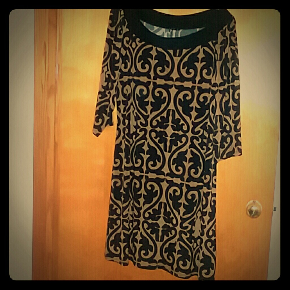 Woman's Dress Size XL